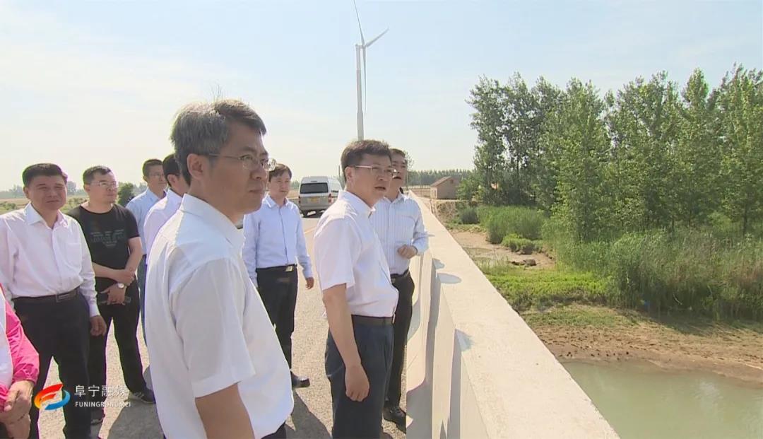 曹路宝来我县调研通榆河沿线环境整治和黄河故道综合开发工作