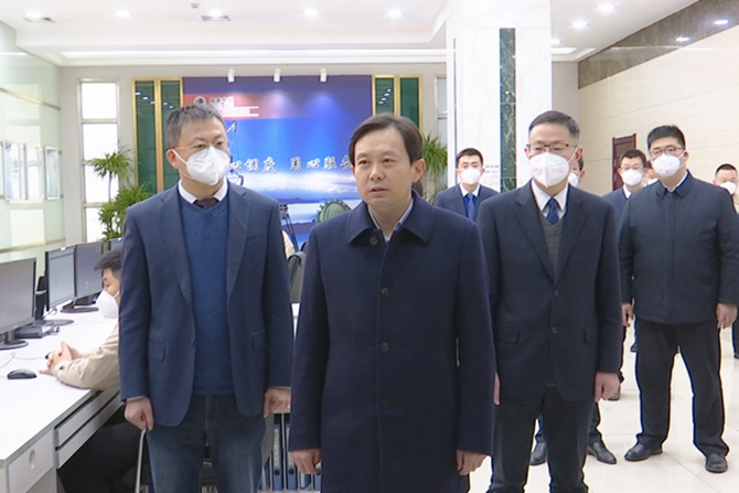 >县区资讯>阜宁要闻>△县委书记张利华到供电公司开展春节走访慰问